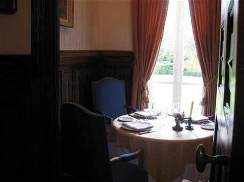 Hotel Chateau Du Val Hillion Exterior foto